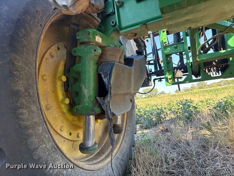 image for item FC4514 2011 John Deere 4930 sprayer
