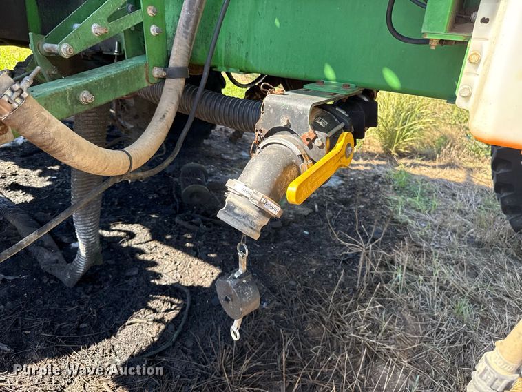 image for item FC4514 2011 John Deere 4930 sprayer