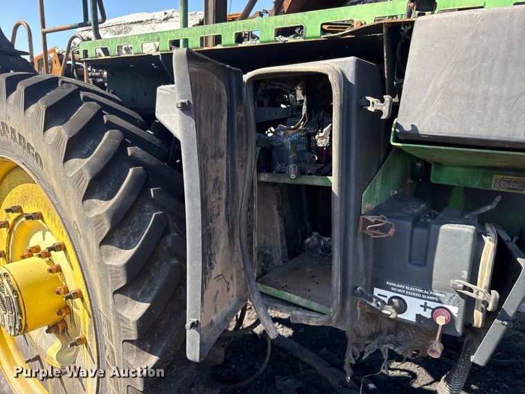 image for item FC4514 2011 John Deere 4930 sprayer