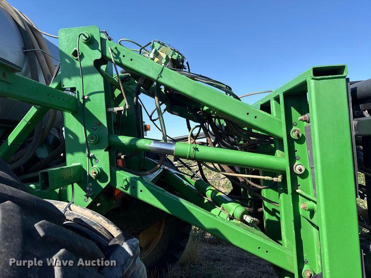 image for item FC4514 2011 John Deere 4930 sprayer