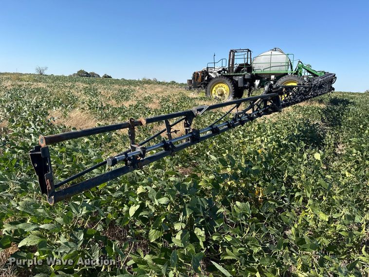 image for item FC4514 2011 John Deere 4930 sprayer
