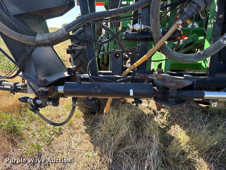 image for item FC4514 2011 John Deere 4930 sprayer