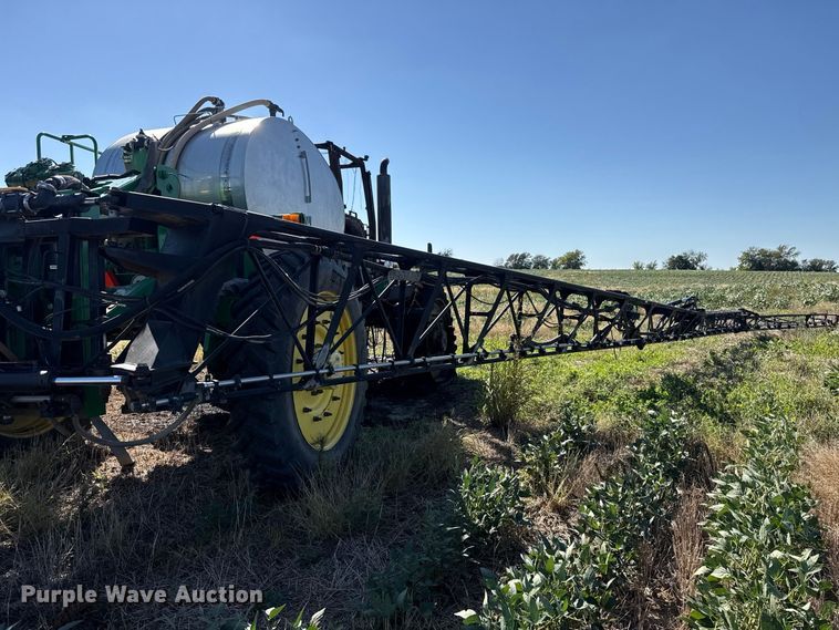 image for item FC4514 2011 John Deere 4930 sprayer