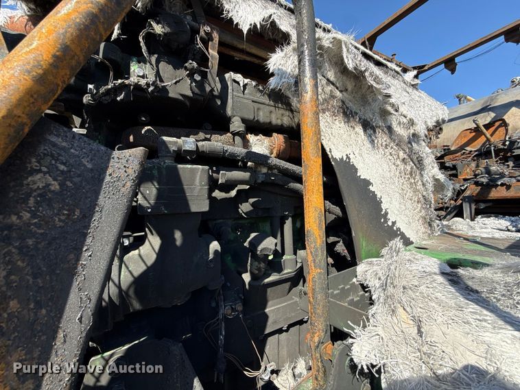 image for item FC4514 2011 John Deere 4930 sprayer