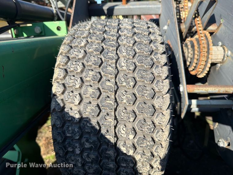 image for item FG0781 1999 John Deere 1780 MaxEmerge Plus Conservation planter