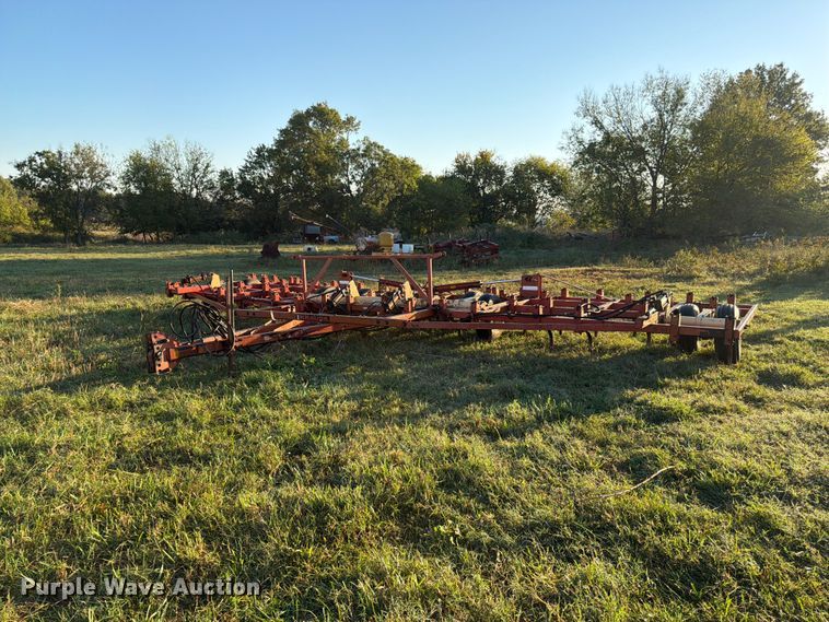image for item FG0782 Krause 4133 field cultivator