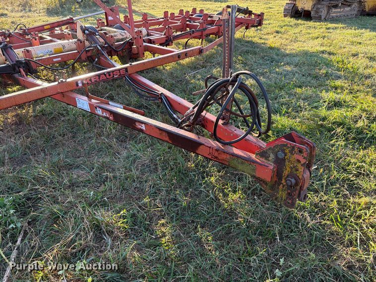 image for item FG0782 Krause 4133 field cultivator