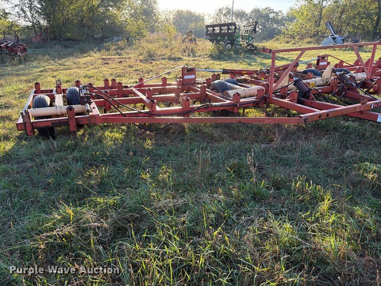image for item FG0782 Krause 4133 field cultivator