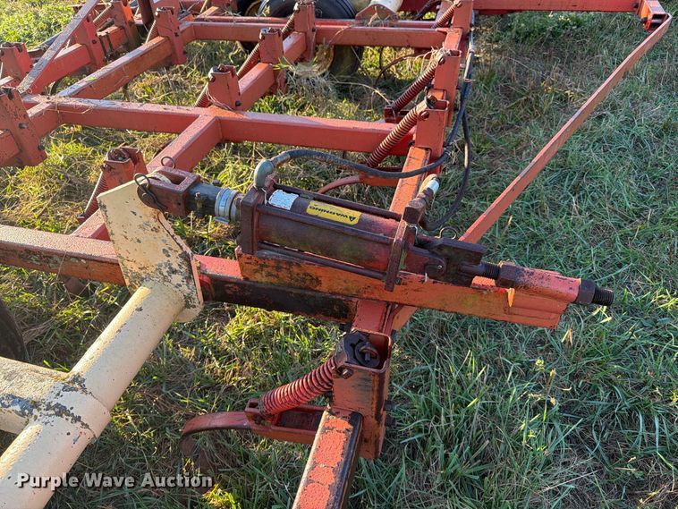 image for item FG0782 Krause 4133 field cultivator