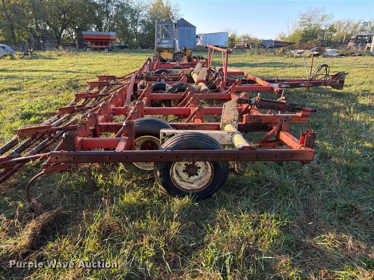 image for item FG0782 Krause 4133 field cultivator