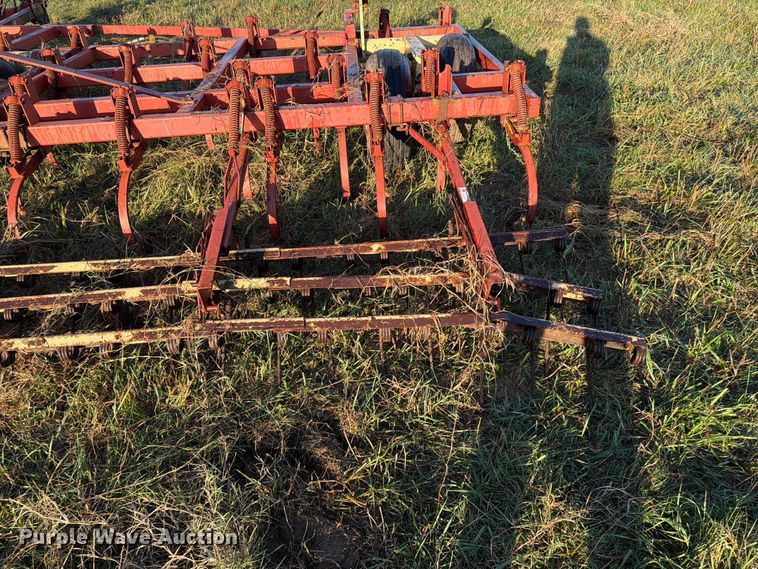 image for item FG0782 Krause 4133 field cultivator