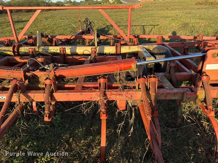 image for item FG0782 Krause 4133 field cultivator