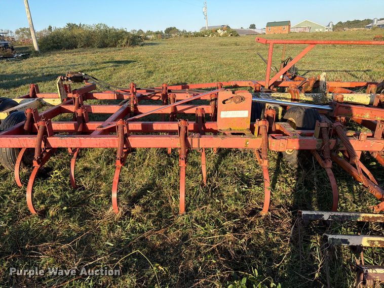 image for item FG0782 Krause 4133 field cultivator