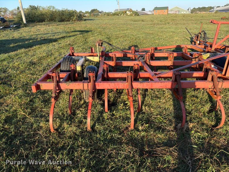 image for item FG0782 Krause 4133 field cultivator