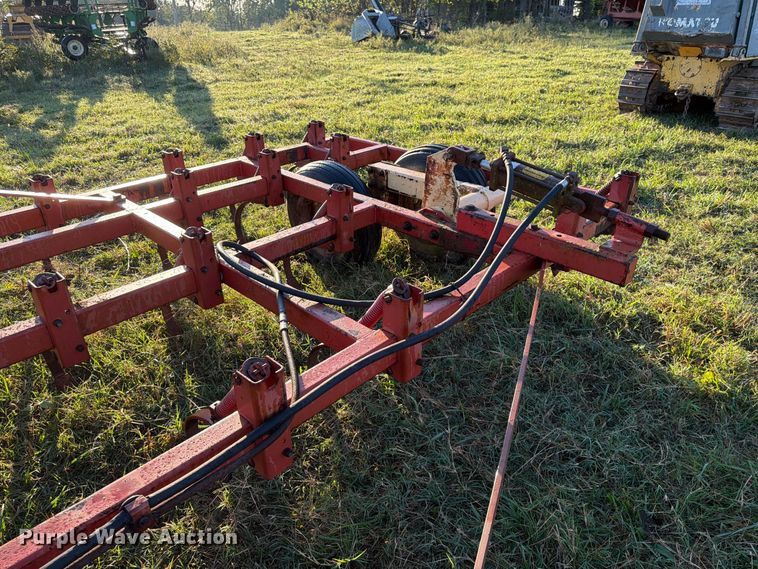 image for item FG0782 Krause 4133 field cultivator