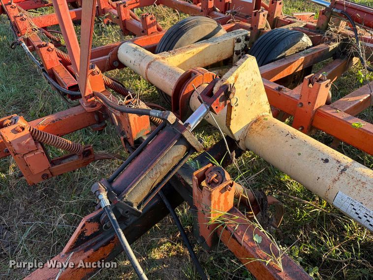 image for item FG0782 Krause 4133 field cultivator