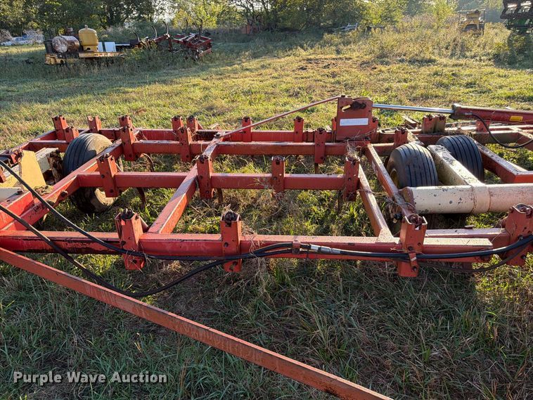 image for item FG0782 Krause 4133 field cultivator