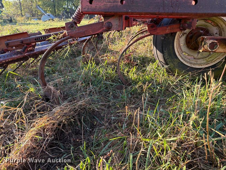 image for item FG0782 Krause 4133 field cultivator
