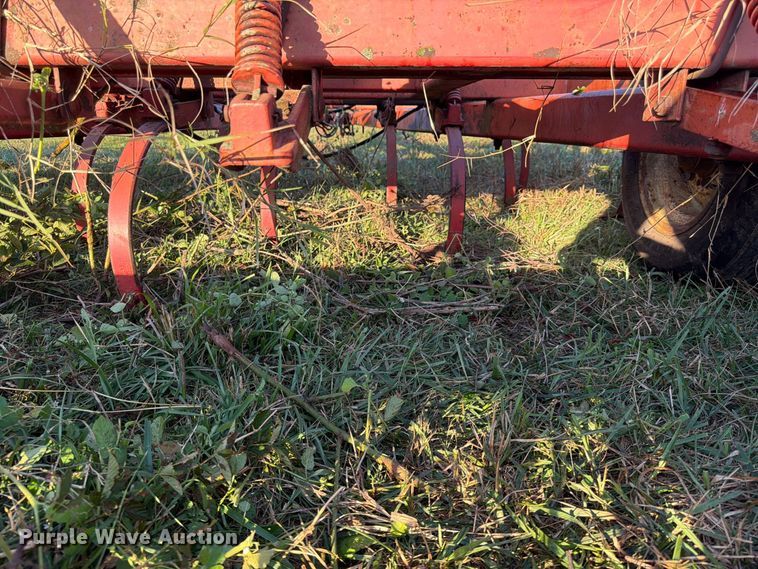 image for item FG0782 Krause 4133 field cultivator