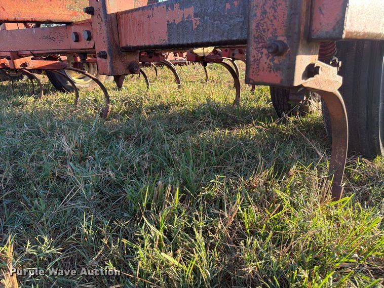 image for item FG0782 Krause 4133 field cultivator