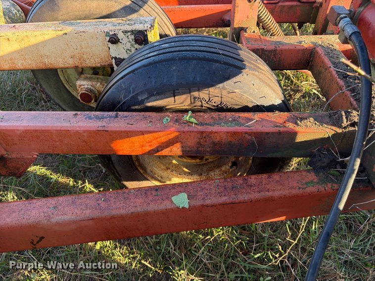 image for item FG0782 Krause 4133 field cultivator
