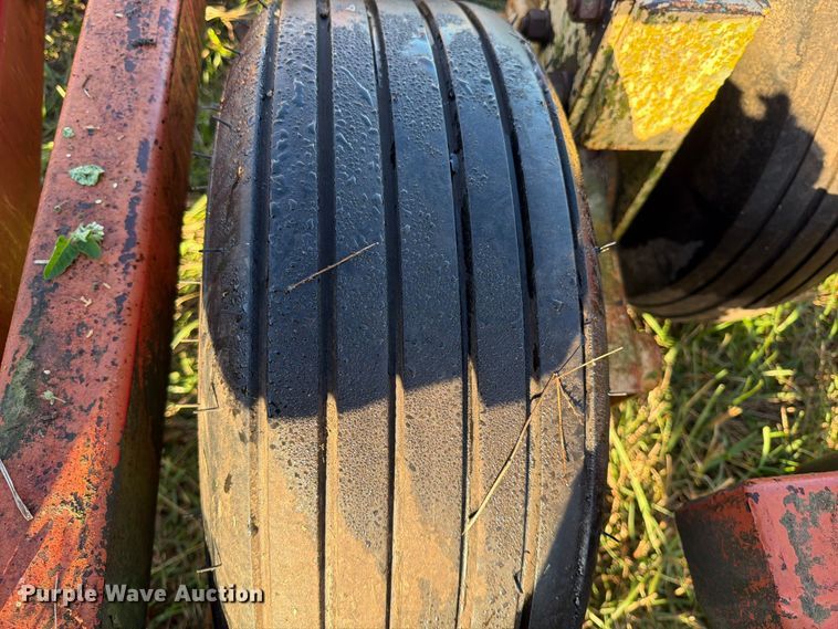 image for item FG0782 Krause 4133 field cultivator