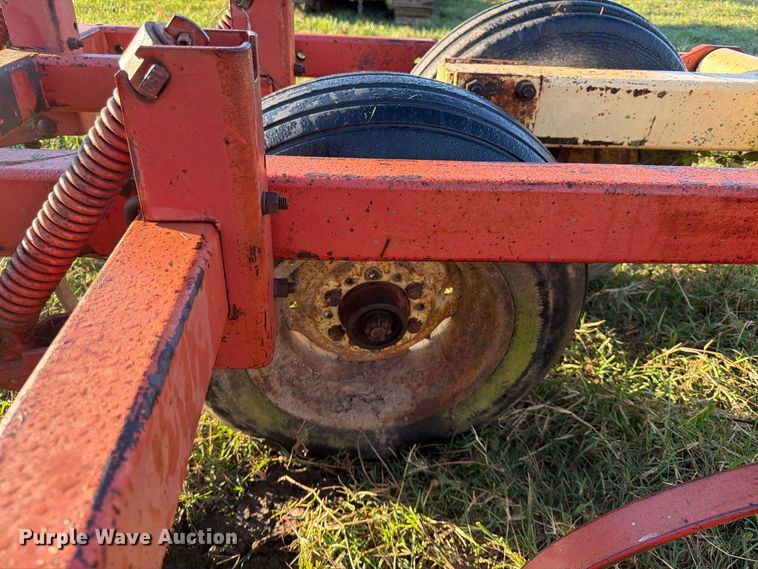 image for item FG0782 Krause 4133 field cultivator