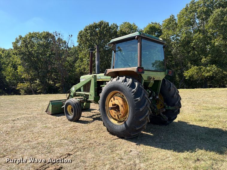 image for item FG0783 1974 John Deere 4430 tractor