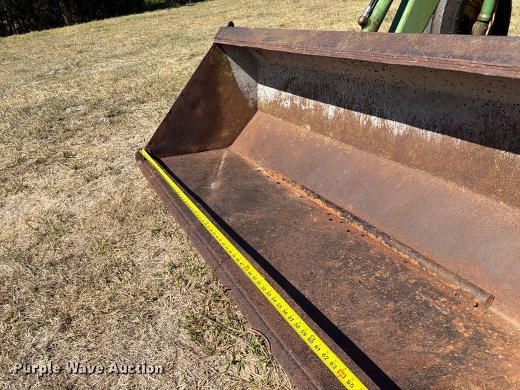 image for item FG0783 1974 John Deere 4430 tractor