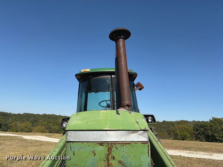 image for item FG0783 1974 John Deere 4430 tractor
