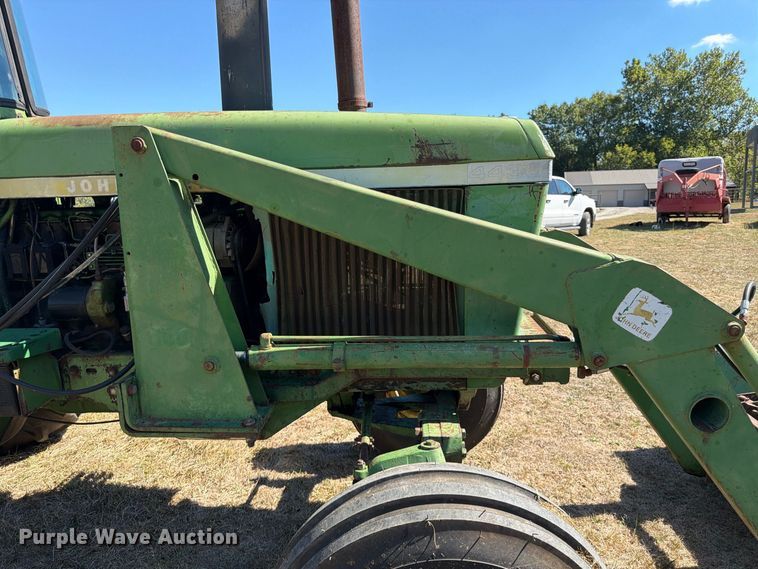 image for item FG0783 1974 John Deere 4430 tractor