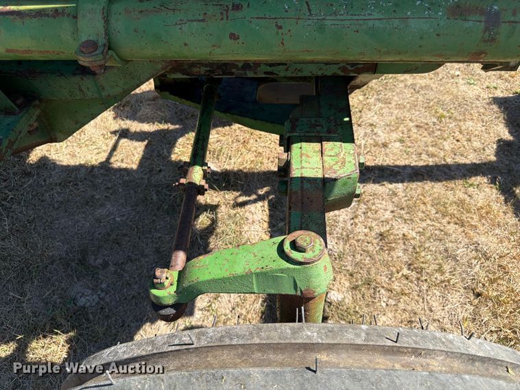 image for item FG0783 1974 John Deere 4430 tractor