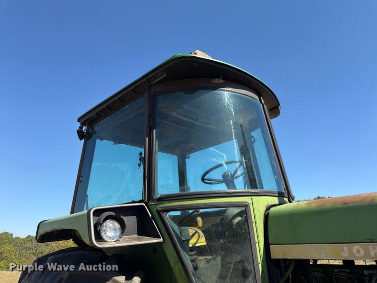 image for item FG0783 1974 John Deere 4430 tractor