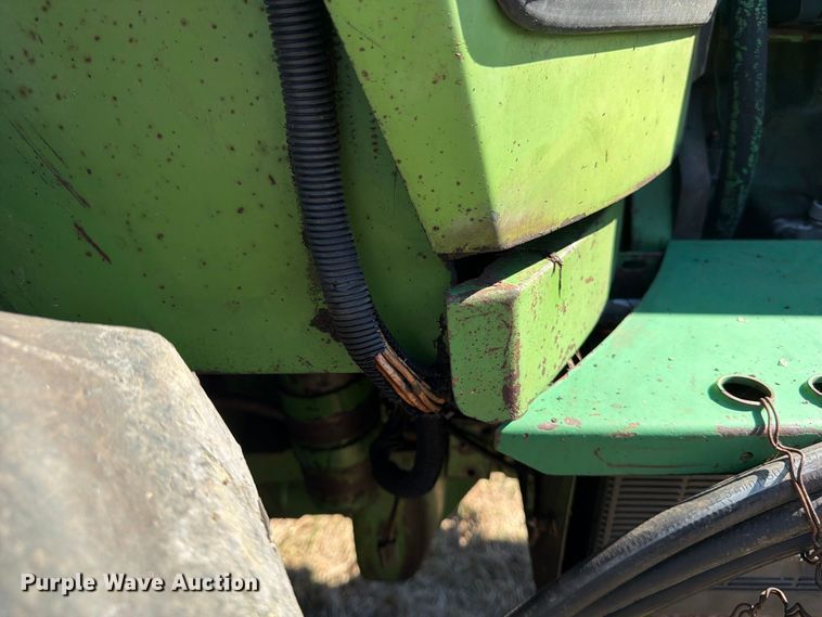image for item FG0783 1974 John Deere 4430 tractor