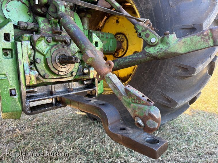 image for item FG0783 1974 John Deere 4430 tractor