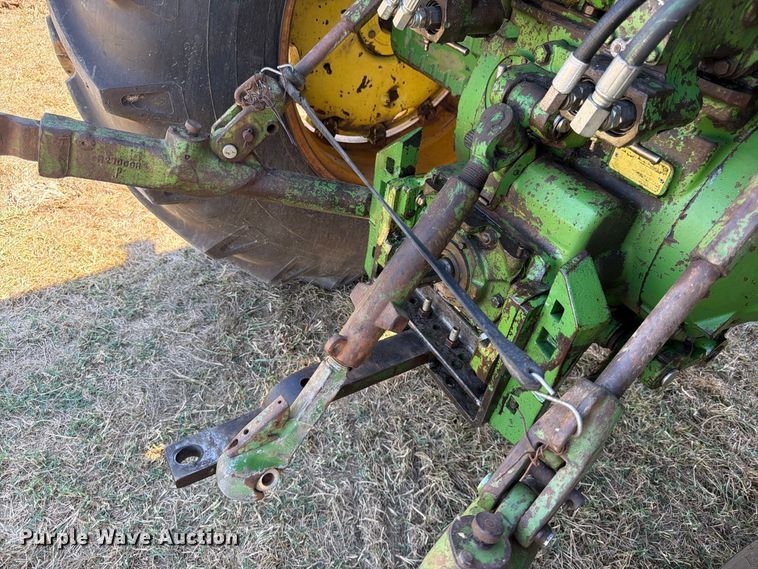 image for item FG0783 1974 John Deere 4430 tractor