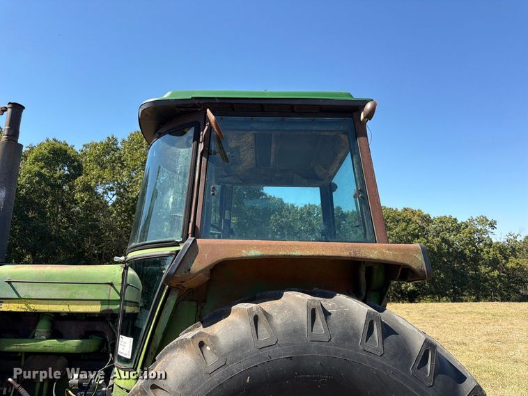 image for item FG0783 1974 John Deere 4430 tractor