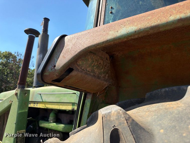 image for item FG0783 1974 John Deere 4430 tractor