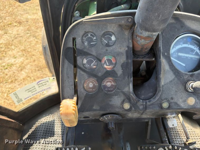 image for item FG0783 1974 John Deere 4430 tractor