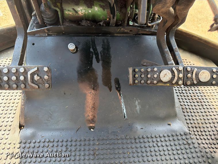 image for item FG0783 1974 John Deere 4430 tractor
