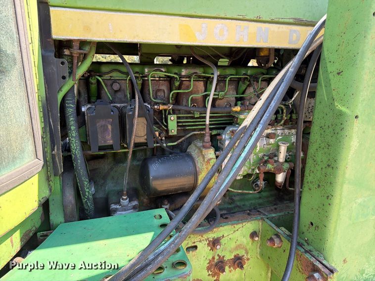 image for item FG0783 1974 John Deere 4430 tractor