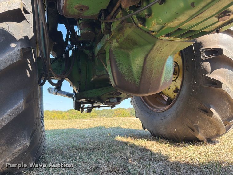 image for item FG0783 1974 John Deere 4430 tractor