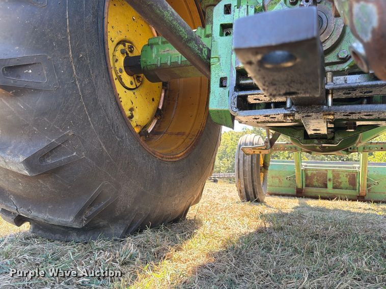 image for item FG0783 1974 John Deere 4430 tractor