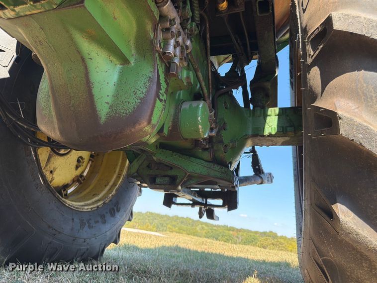 image for item FG0783 1974 John Deere 4430 tractor