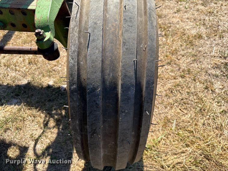 image for item FG0783 1974 John Deere 4430 tractor