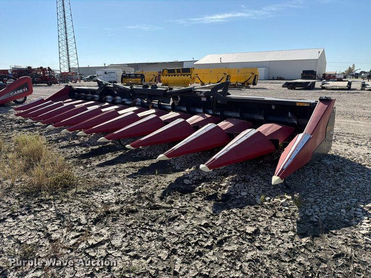 image for item FH6455 2014 Olimac Drago NR12 corn head