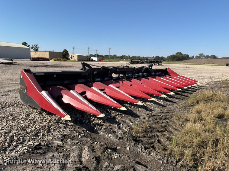 image for item FH6455 2014 Olimac Drago NR12 corn head