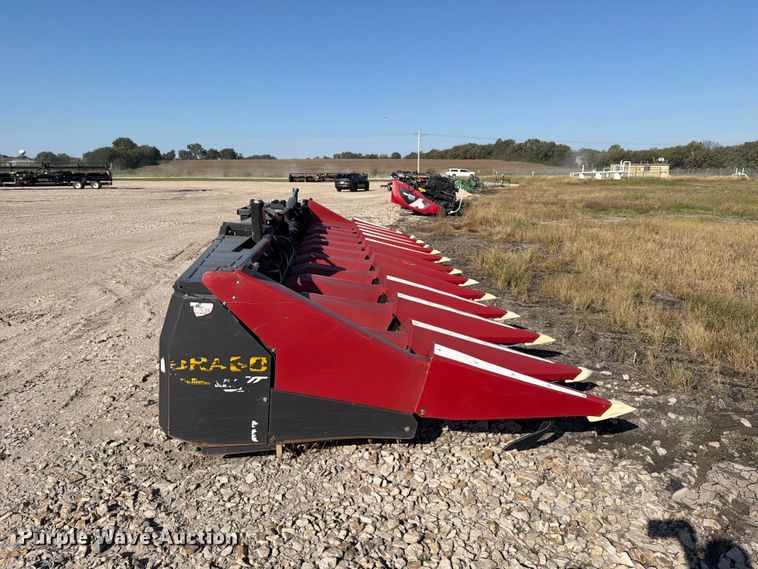 image for item FH6455 2014 Olimac Drago NR12 corn head