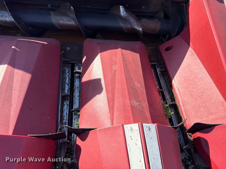 image for item FH6455 2014 Olimac Drago NR12 corn head