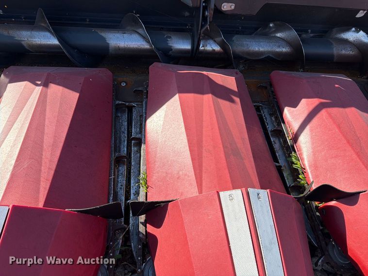 image for item FH6455 2014 Olimac Drago NR12 corn head